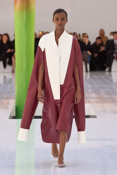 Look 26